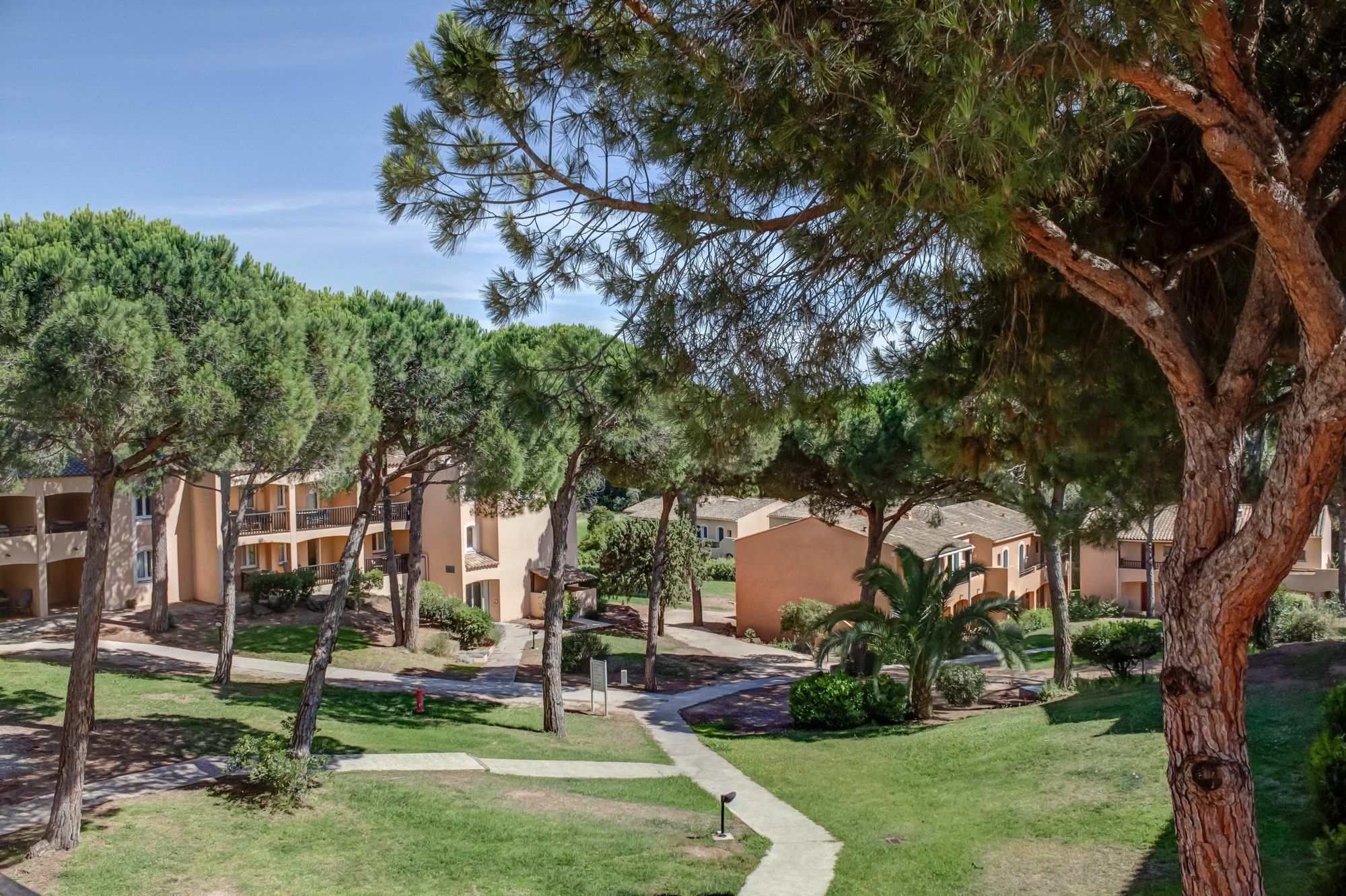 Residence Pierre & Vacances Valescure Saint-Raphaël Esterno foto
